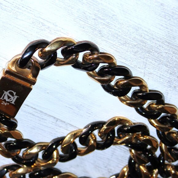 Black and Gold Tone Sant Morta Necklace - Picture 5 of 9